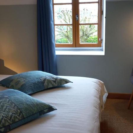 Gite Et Chambres D'Hotes Le Chene Billault Pouant Eksteriør bilde